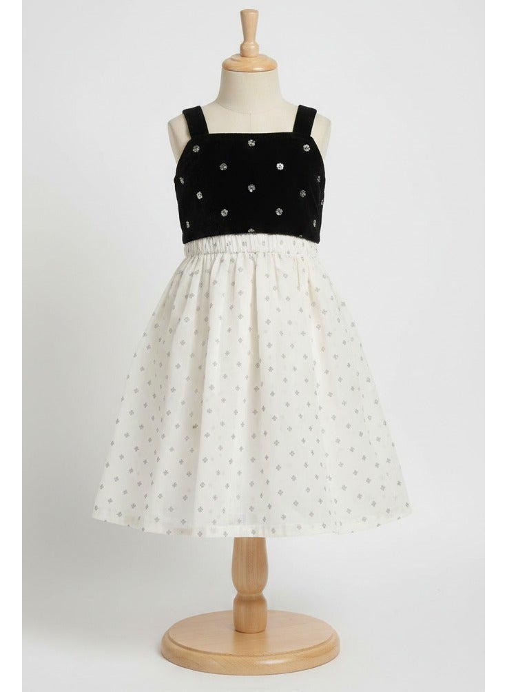 Traditional skirt and a top for babies - Image 1